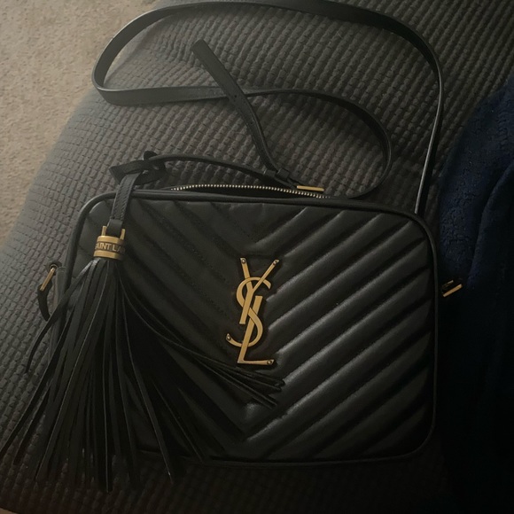 Authentic YSL camera bag in great condition! - Picture 4 of 9